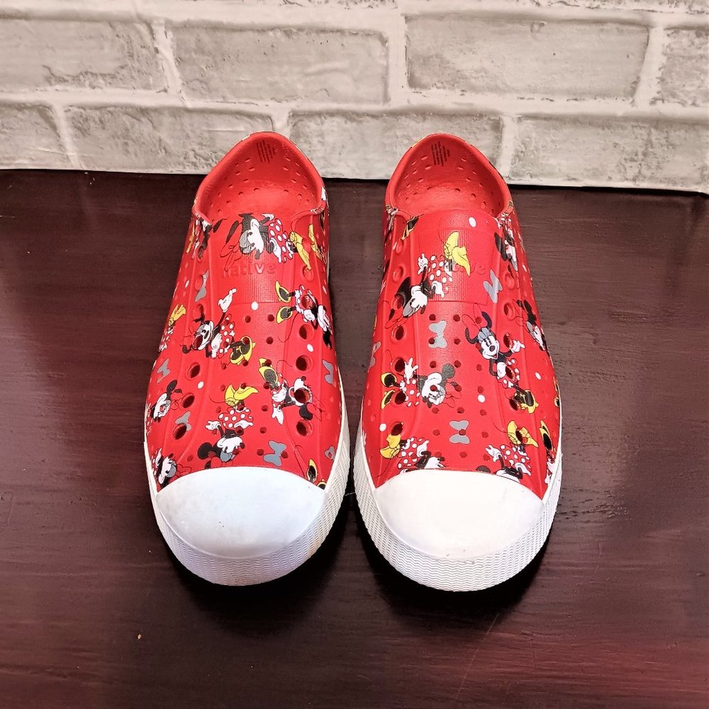 Disney X Native Minnie Mouse Shoes Womens Size 8 Red Slip On Waterproof Sneakers - Picture 2 of 15
